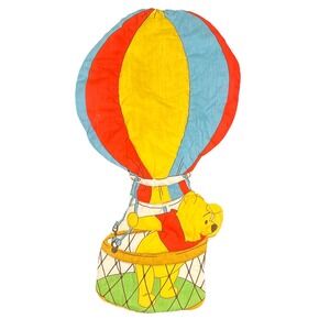 Disney Winnie The Pooh Hot Air Balloon Cloth Wall Hanging‎ 29" X 17"  Read